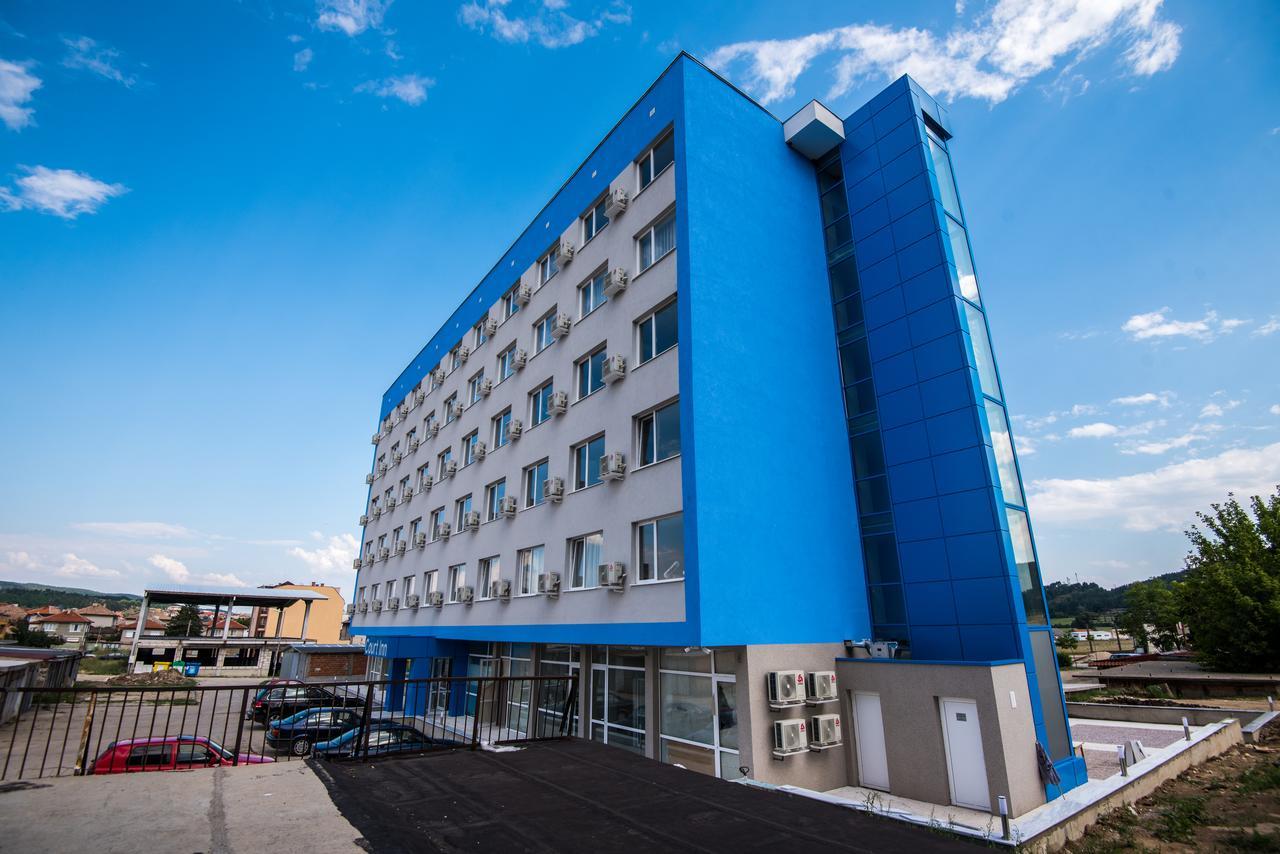 Court Inn Panagjurište Exteriér fotografie