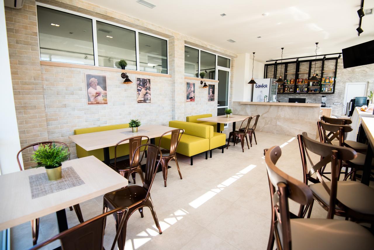 Court Inn Panagjurište Exteriér fotografie