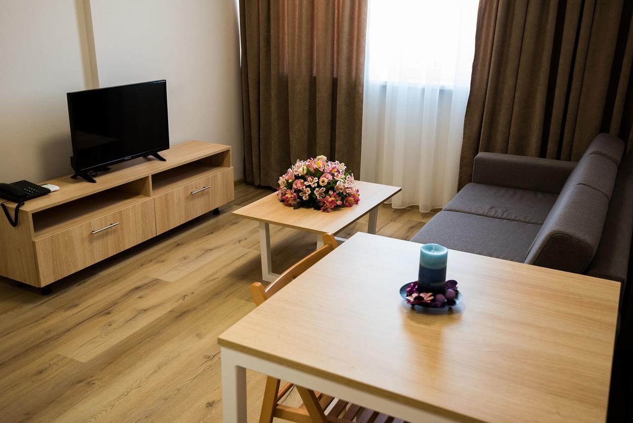 Court Inn Panagjurište Exteriér fotografie