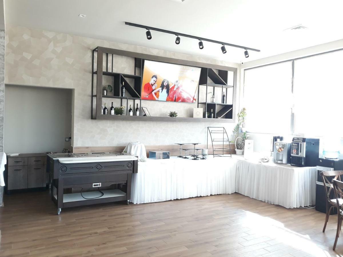 Court Inn Panagjurište Exteriér fotografie